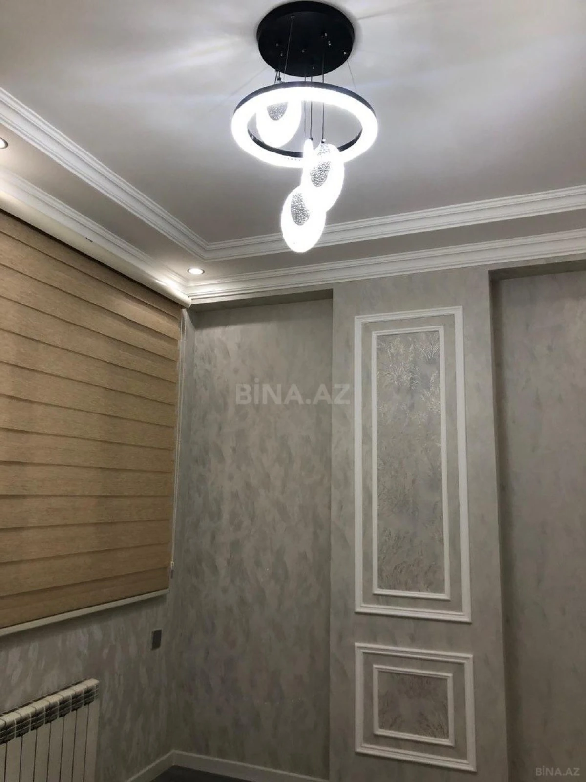 Satılır 2 otaqlı mənzil 79 m²