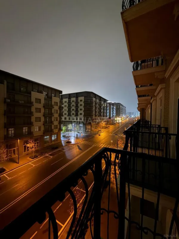 Kirayə verilir 3 otaqlı mənzil 106 m²