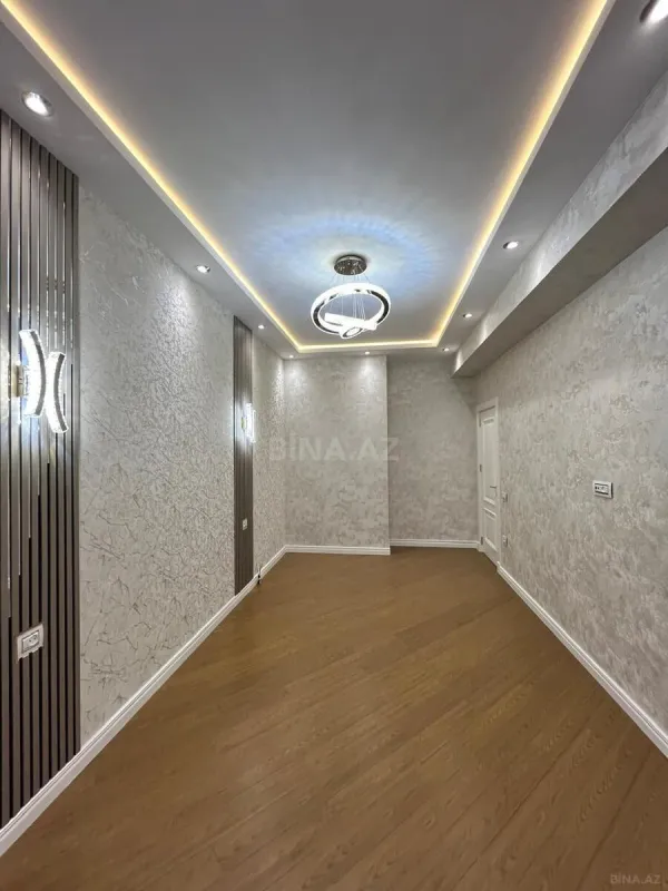 Satılır 3 otaqlı mənzil 108 m²