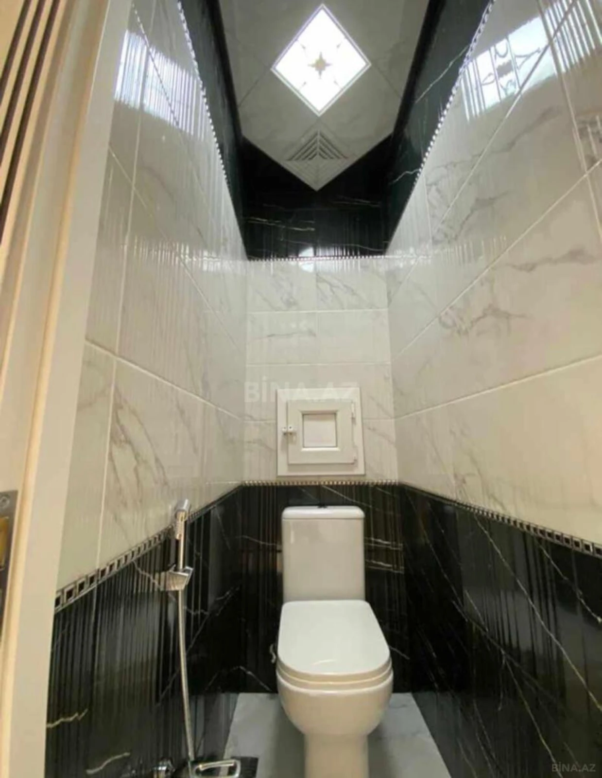 Satılır 2 otaqlı mənzil 58 m²