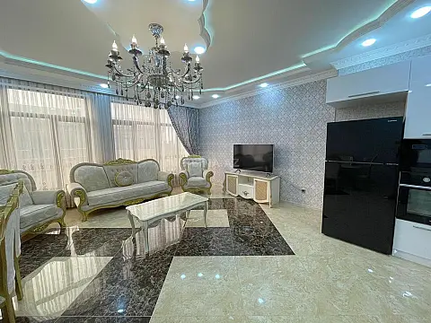 Kirayə verilir 2 otaqlı mənzil 110 m²