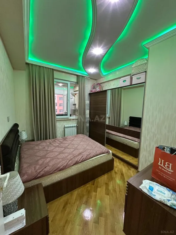 Satılır 2 otaqlı mənzil 60 m²