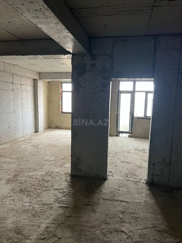 Satılır 2 otaqlı mənzil 100 m²