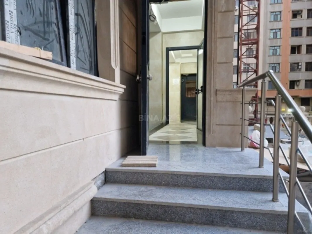 Satılır 2 otaqlı mənzil 100 m²