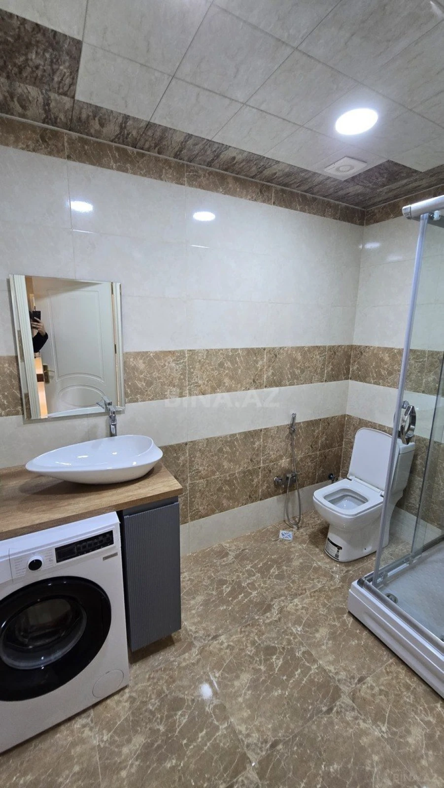 Satılır 2 otaqlı mənzil 70 m²