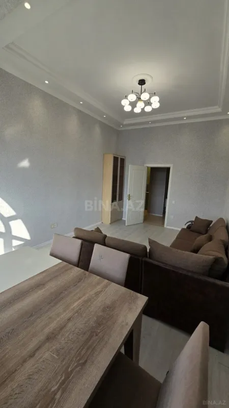 Satılır 2 otaqlı mənzil 70 m²