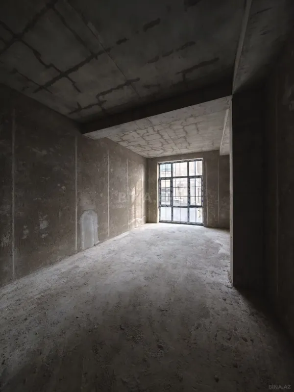 Satılır 5 otaqlı həyət evi 300 m²