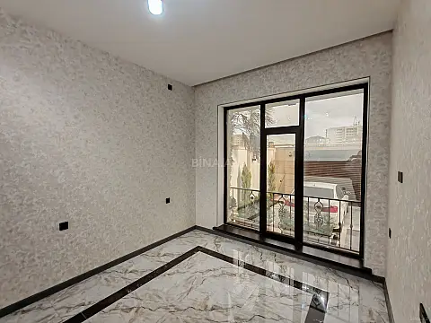 Satılır 4 otaqlı həyət evi 135 m²