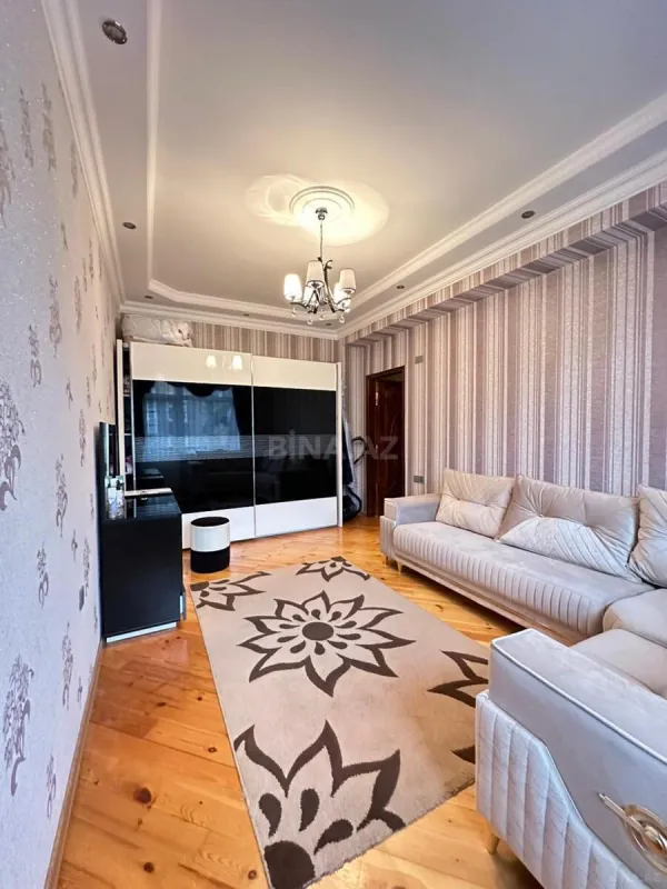 Satılır 3 otaqlı mənzil 85 m²