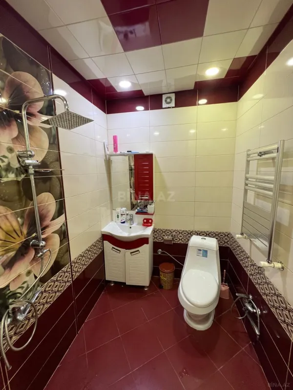 Satılır 3 otaqlı mənzil 105 m²