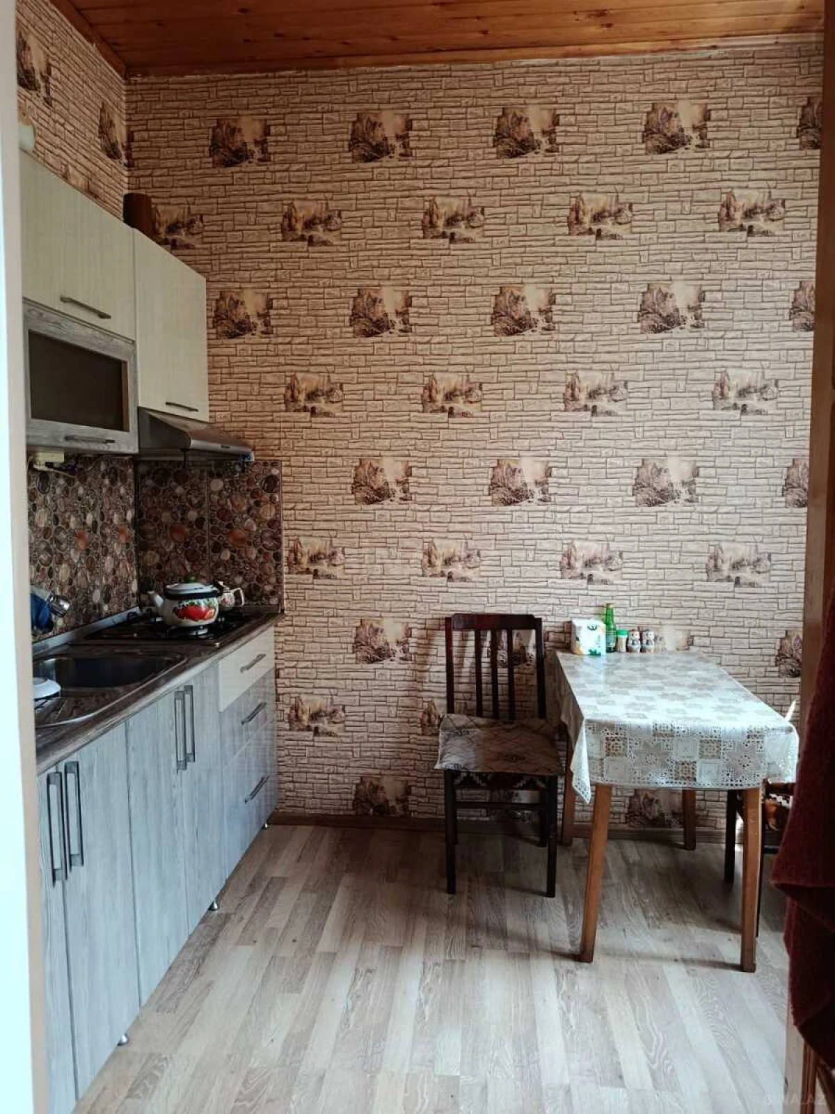 Satılır 4 otaqlı həyət evi 180 m²