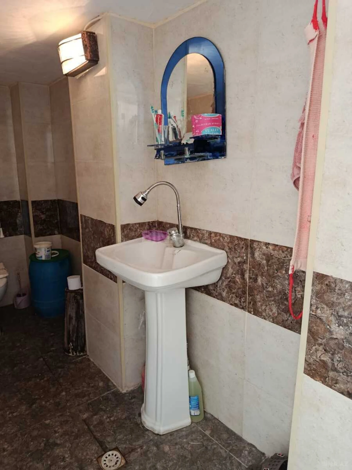 Satılır 4 otaqlı həyət evi 180 m²