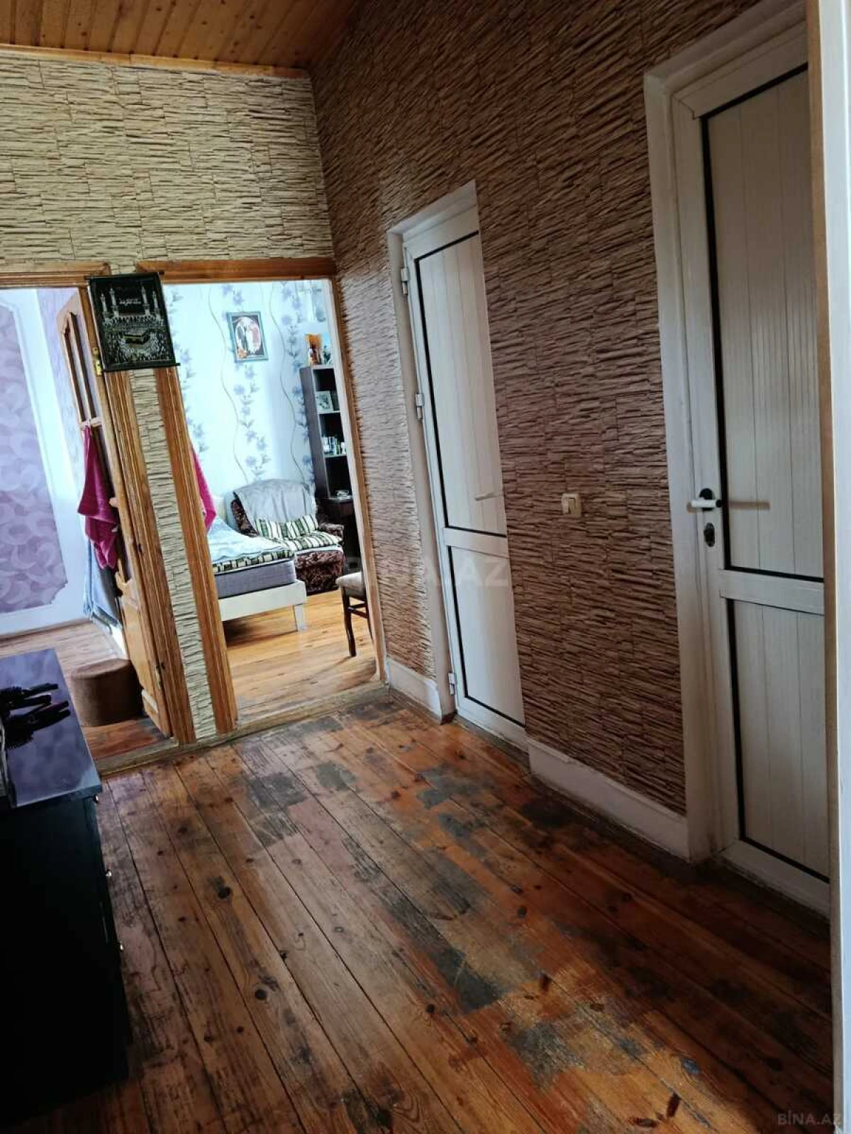 Satılır 4 otaqlı həyət evi 180 m²