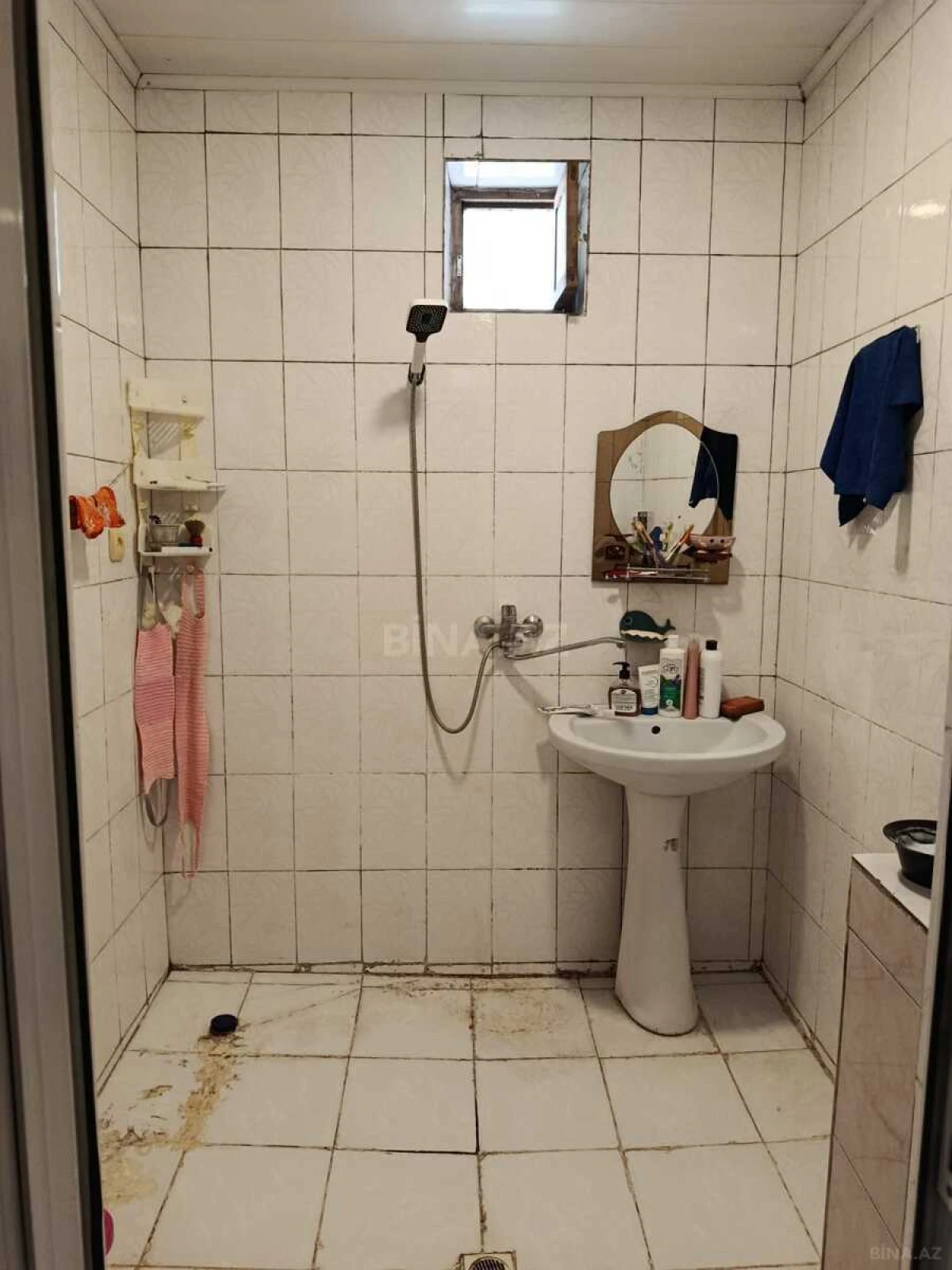 Satılır 4 otaqlı həyət evi 180 m²