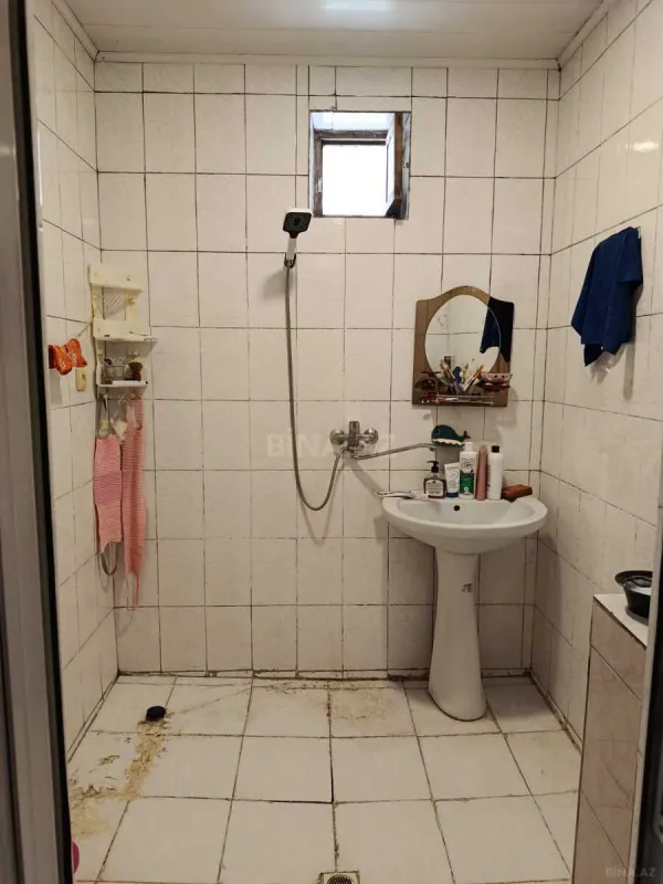 Satılır 4 otaqlı həyət evi 180 m²