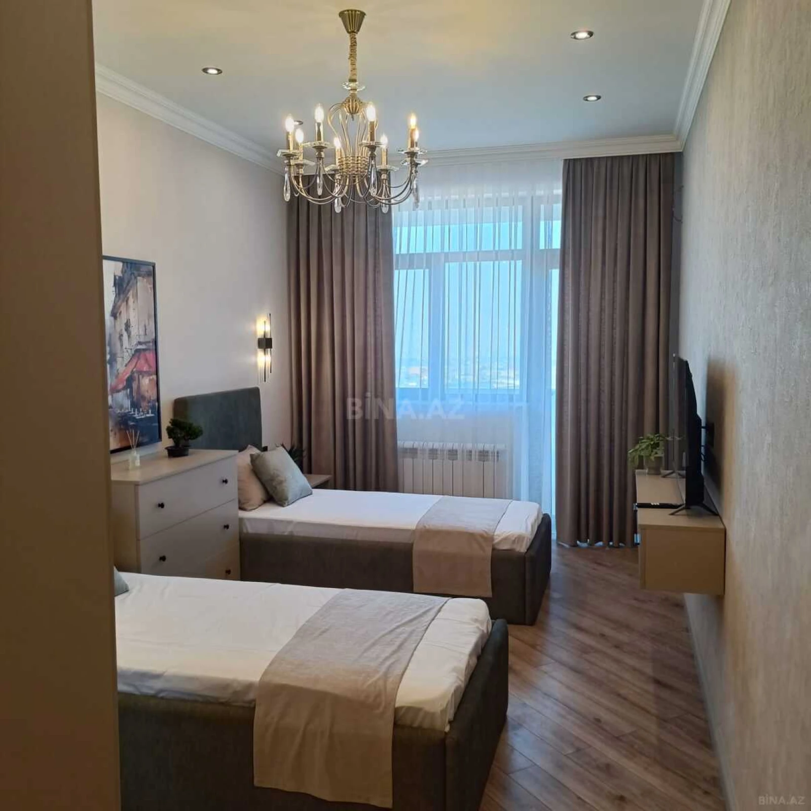 Satılır 3 otaqlı mənzil 110 m²