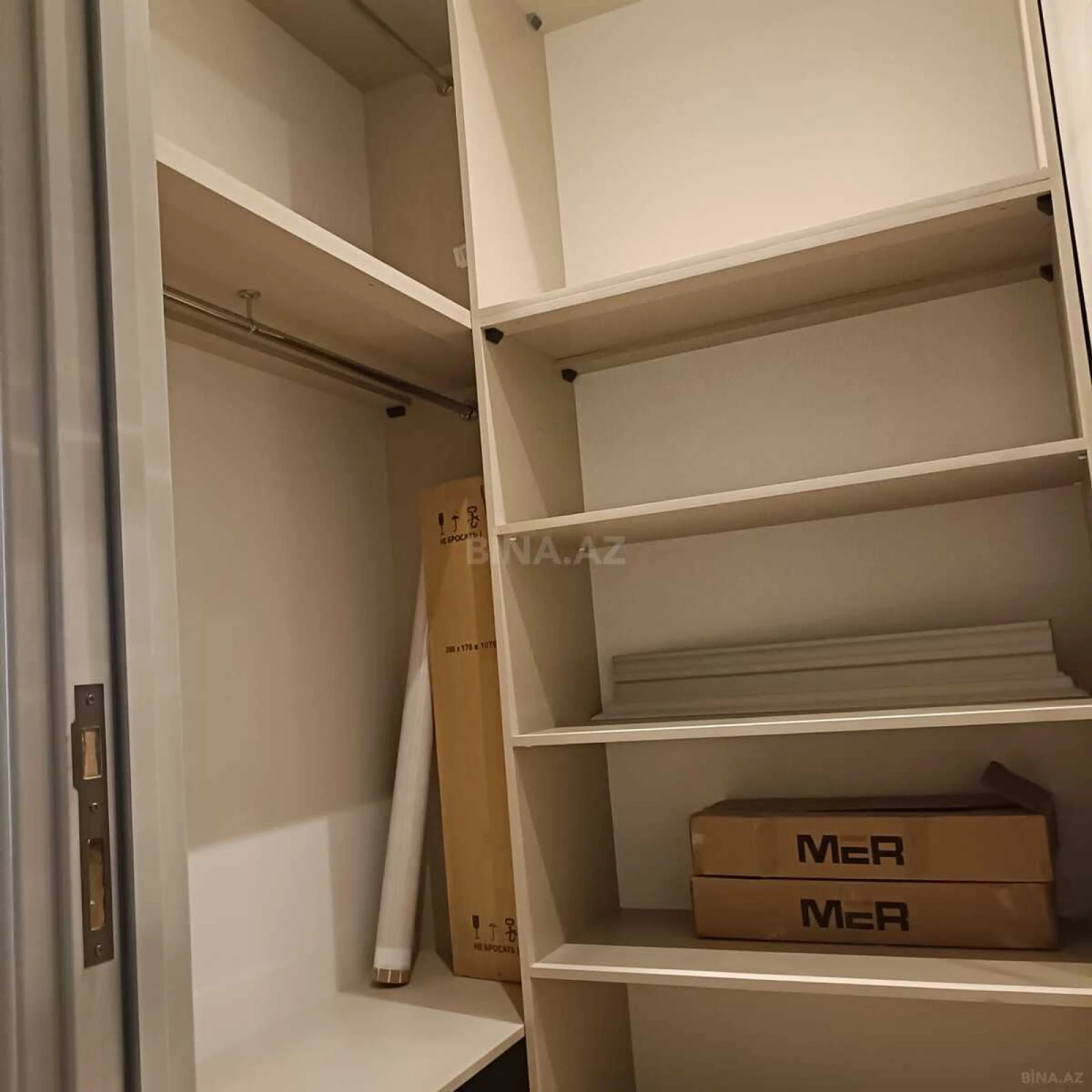 Satılır 3 otaqlı mənzil 110 m²