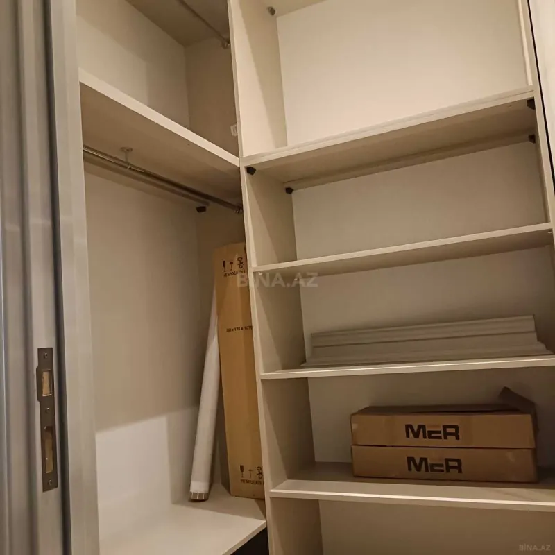 Satılır 3 otaqlı mənzil 110 m²