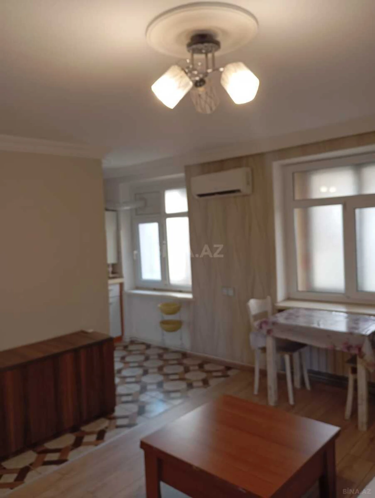 Kirayə verilir 1 otaqlı mənzil 40 m²