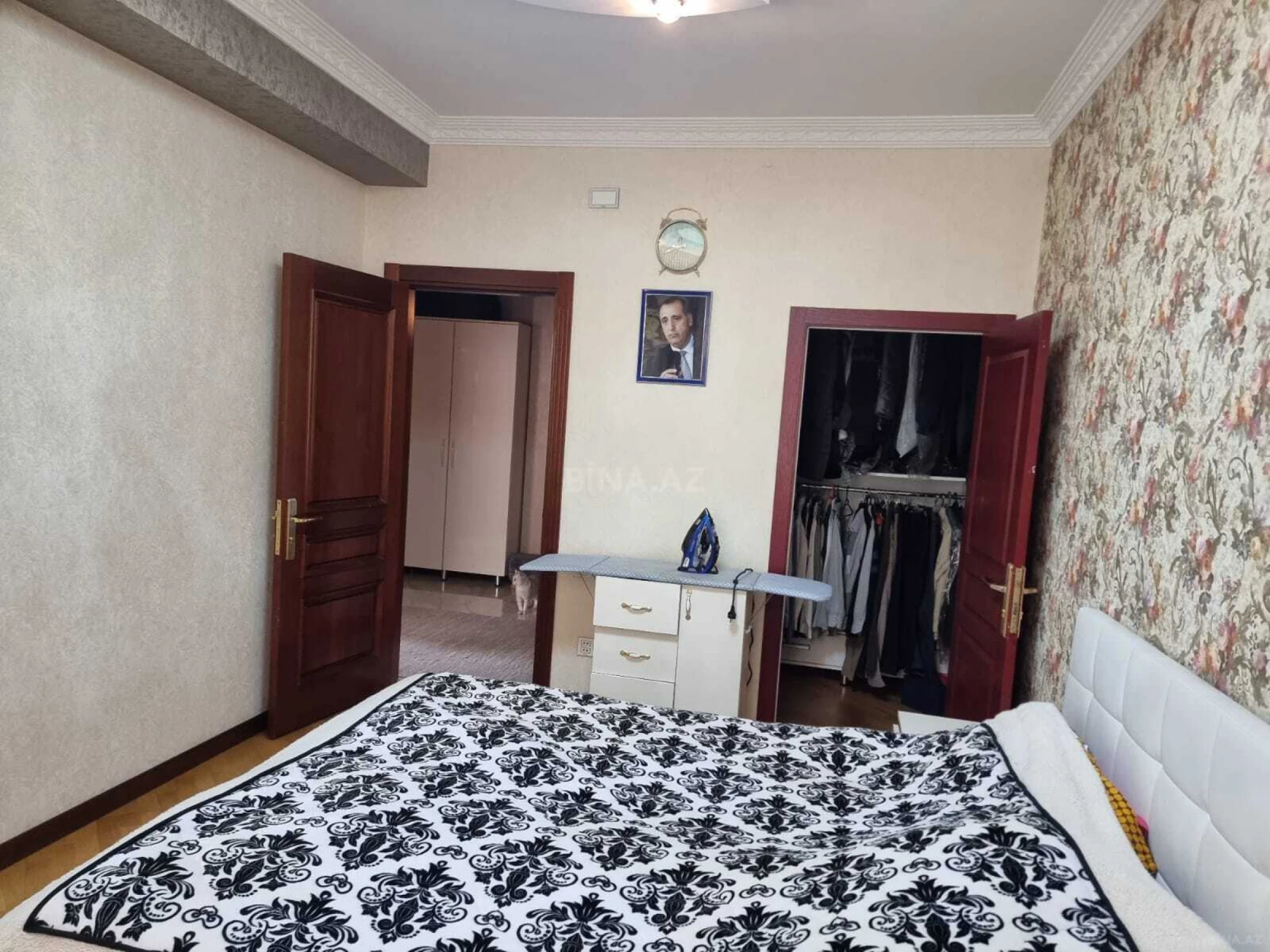 Kirayə verilir 4 otaqlı mənzil 130 m²