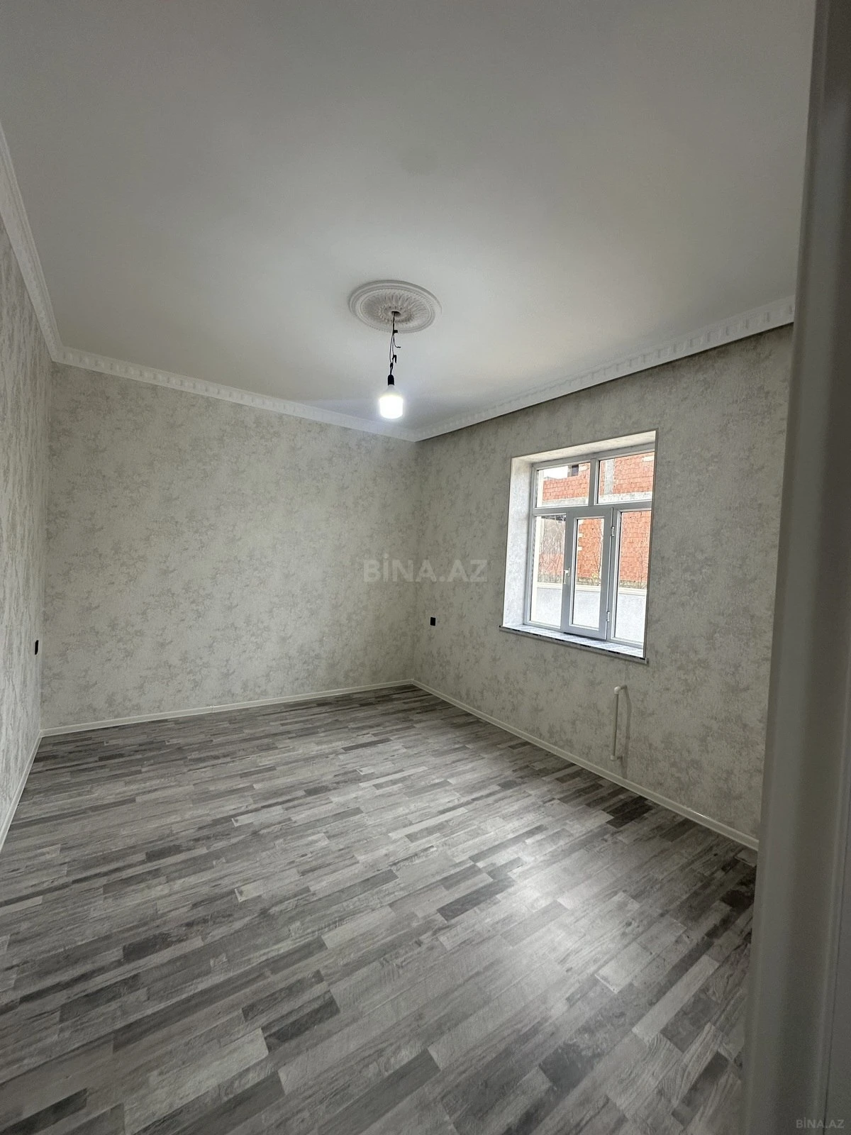 Satılır 4 otaqlı həyət evi 130 m²