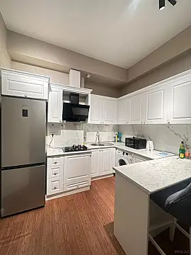 Kirayə verilir 2 otaqlı mənzil 65 m²