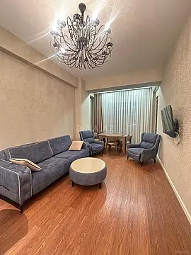 Kirayə verilir 2 otaqlı mənzil 65 m²