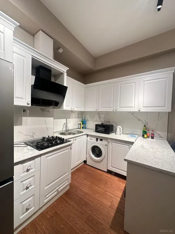 Kirayə verilir 2 otaqlı mənzil 65 m²