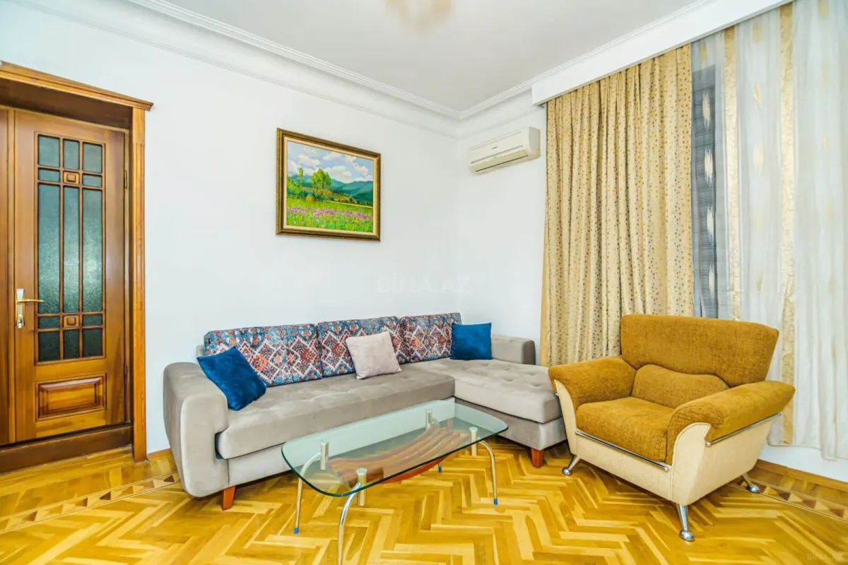 Kirayə verilir 3 otaqlı mənzil 100 m²