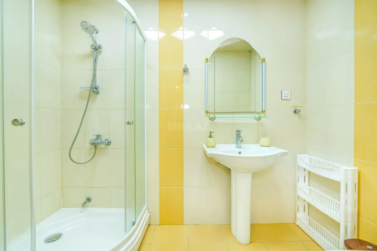 Kirayə verilir 3 otaqlı mənzil 100 m²