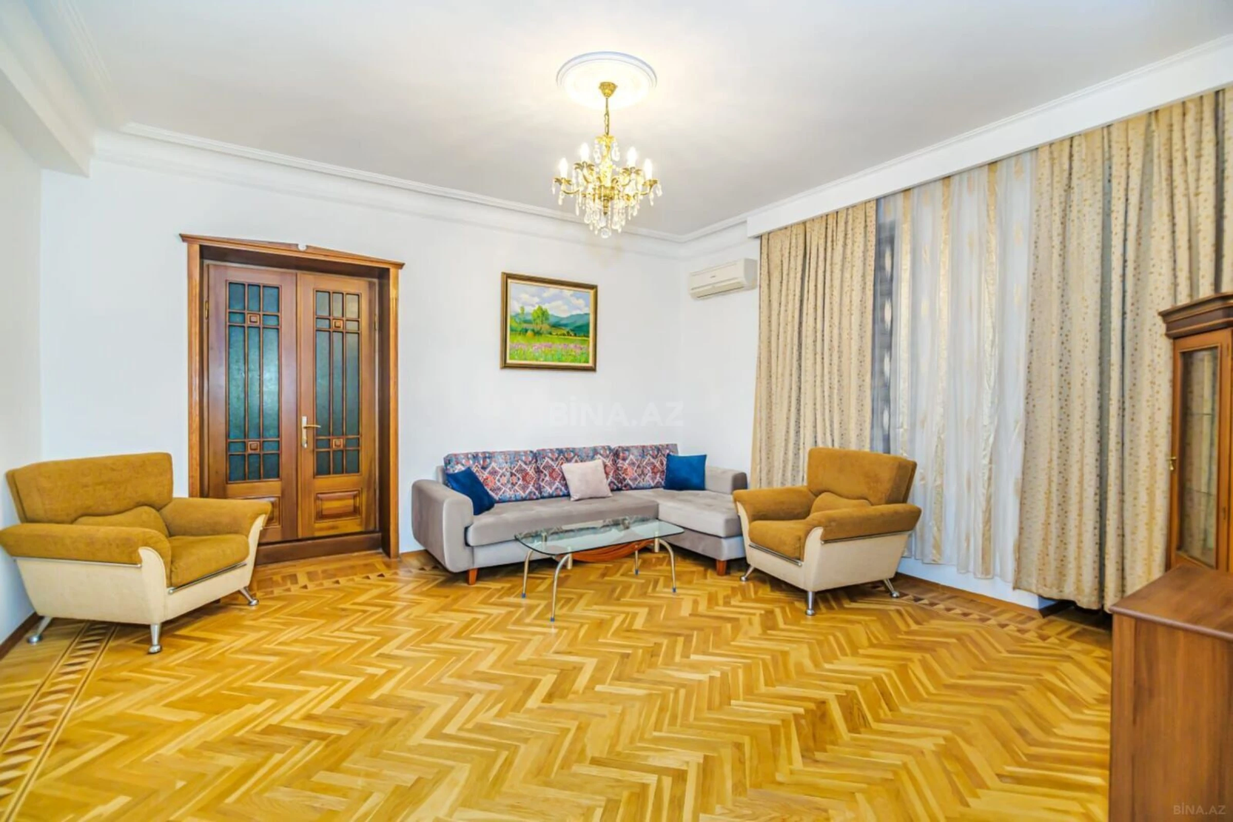 Kirayə verilir 3 otaqlı mənzil 100 m²