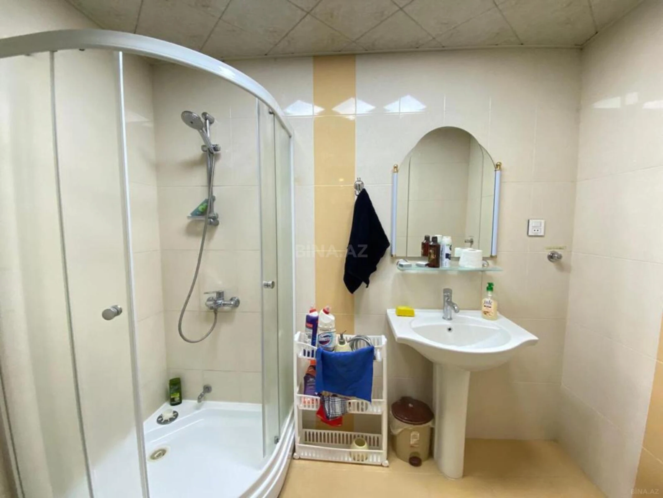 Kirayə verilir 3 otaqlı mənzil 100 m²