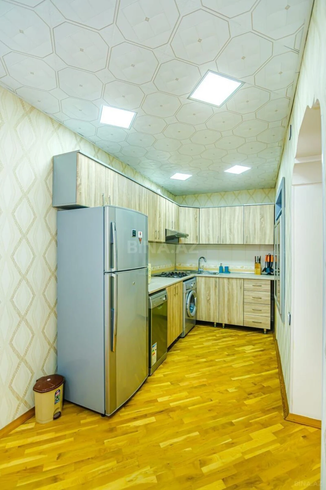 Kirayə verilir 3 otaqlı mənzil 100 m²