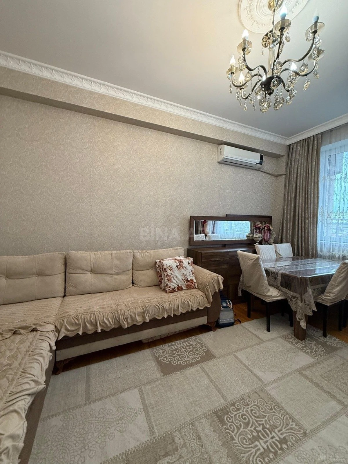 Satılır 2 otaqlı mənzil 58 m²
