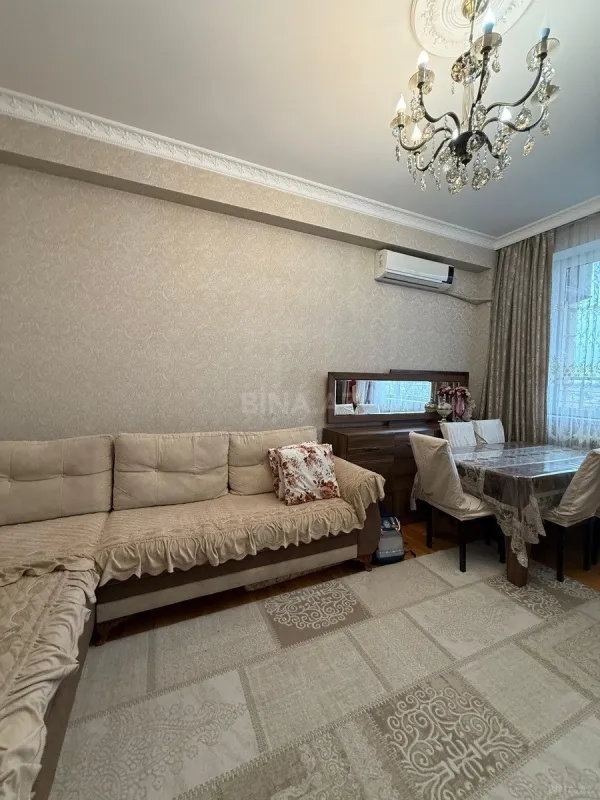 Satılır 2 otaqlı mənzil 58 m²