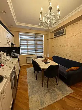 Satılır 2 otaqlı mənzil 65 m²