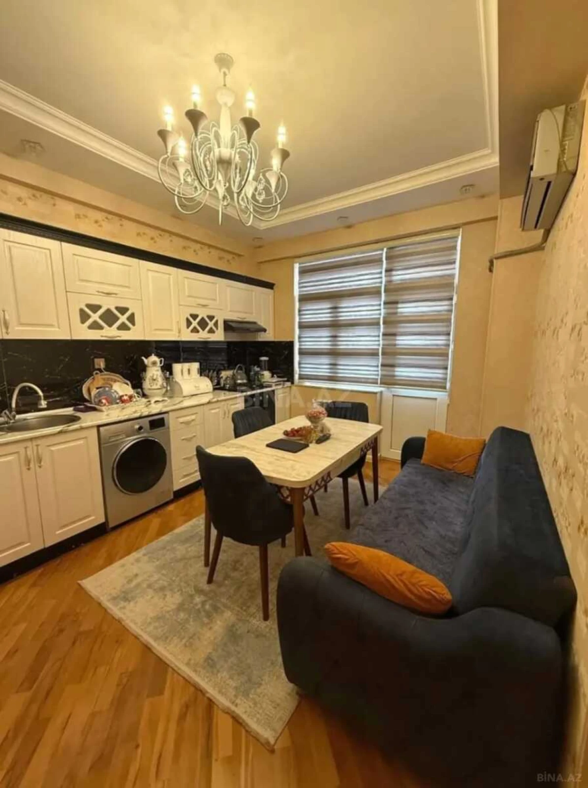 Satılır 2 otaqlı mənzil 65 m²