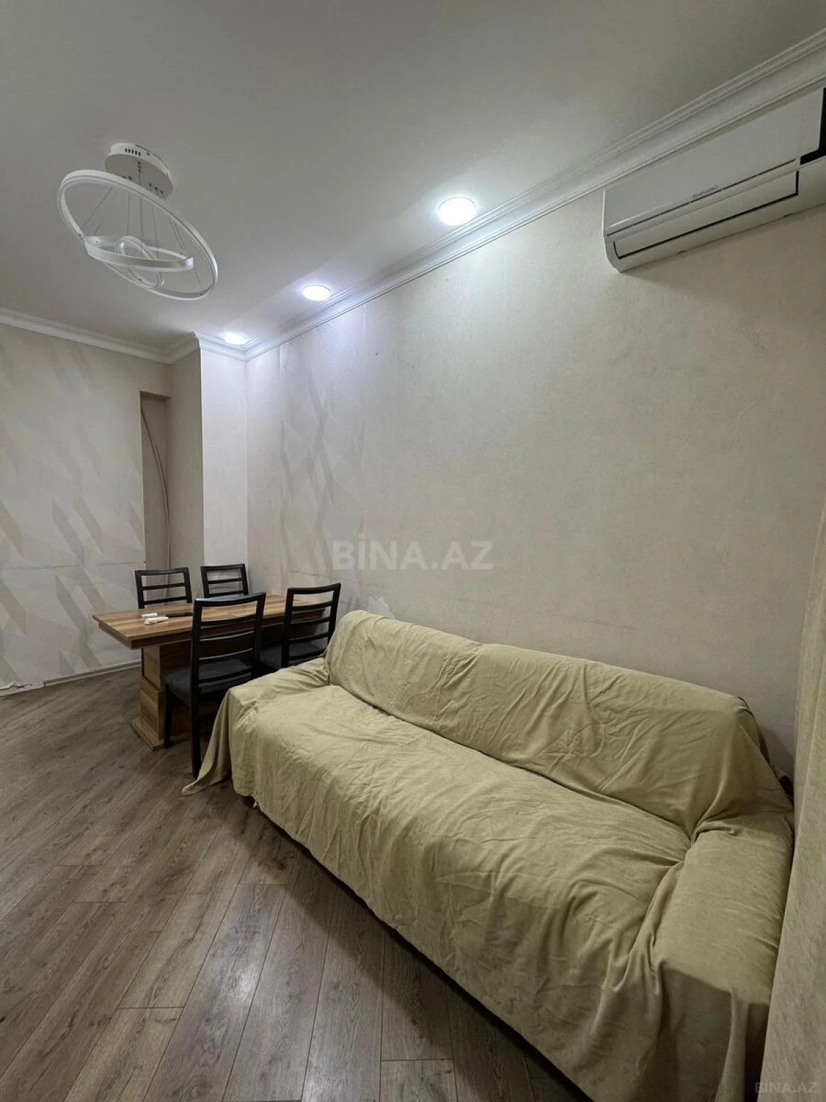Satılır 3 otaqlı mənzil 70 m²