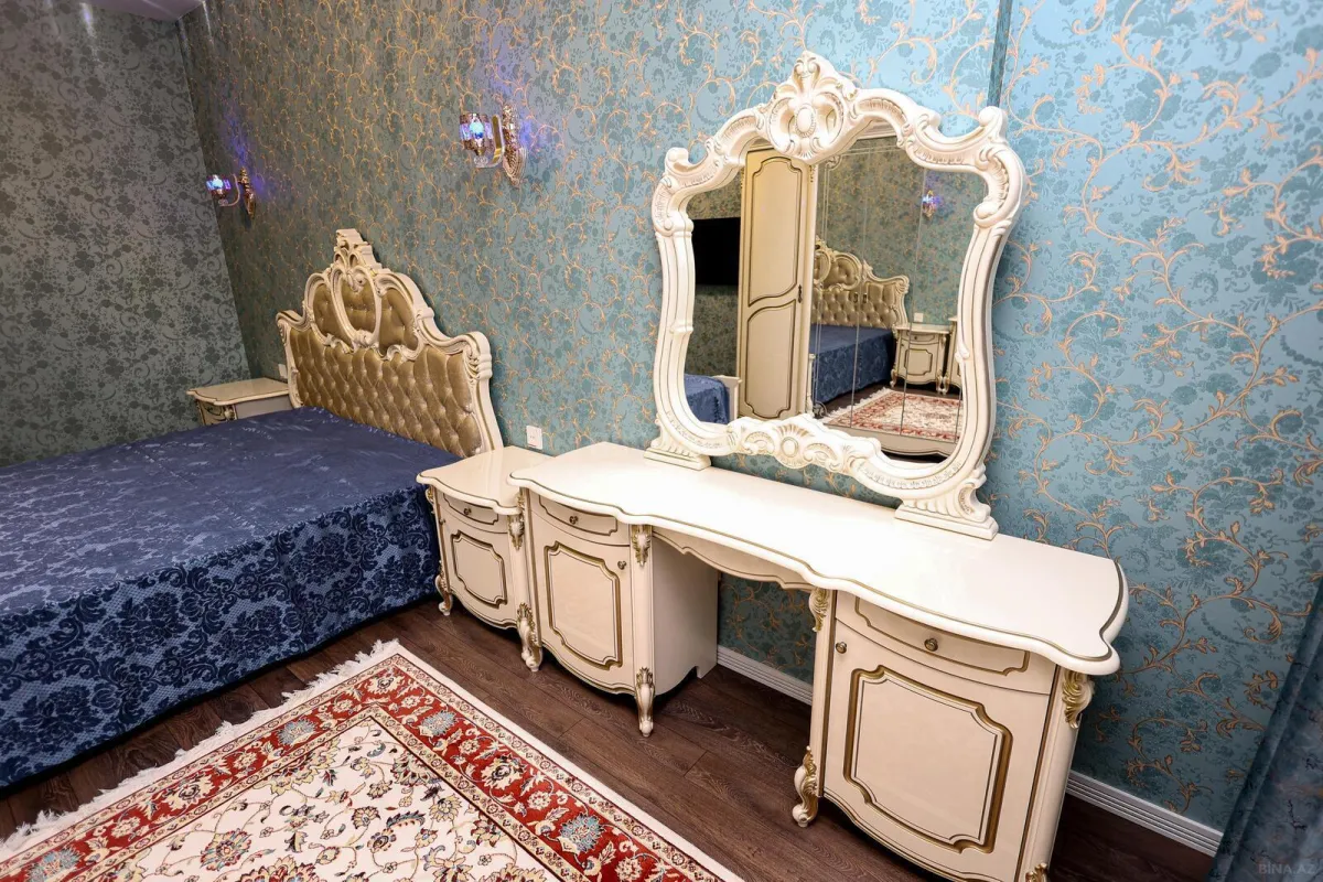 Satılır 3 otaqlı mənzil 116 m²