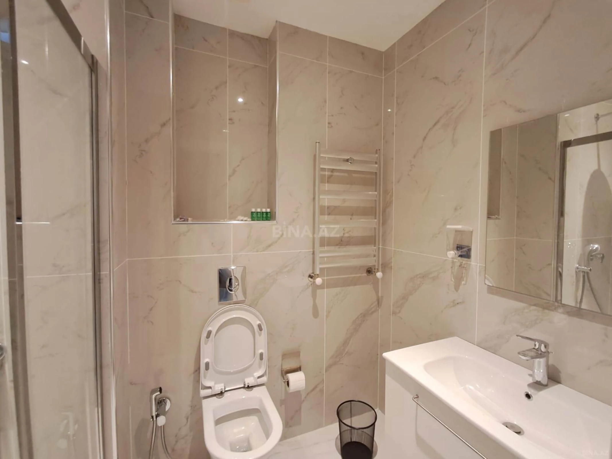 Satılır 3 otaqlı mənzil 56 m²