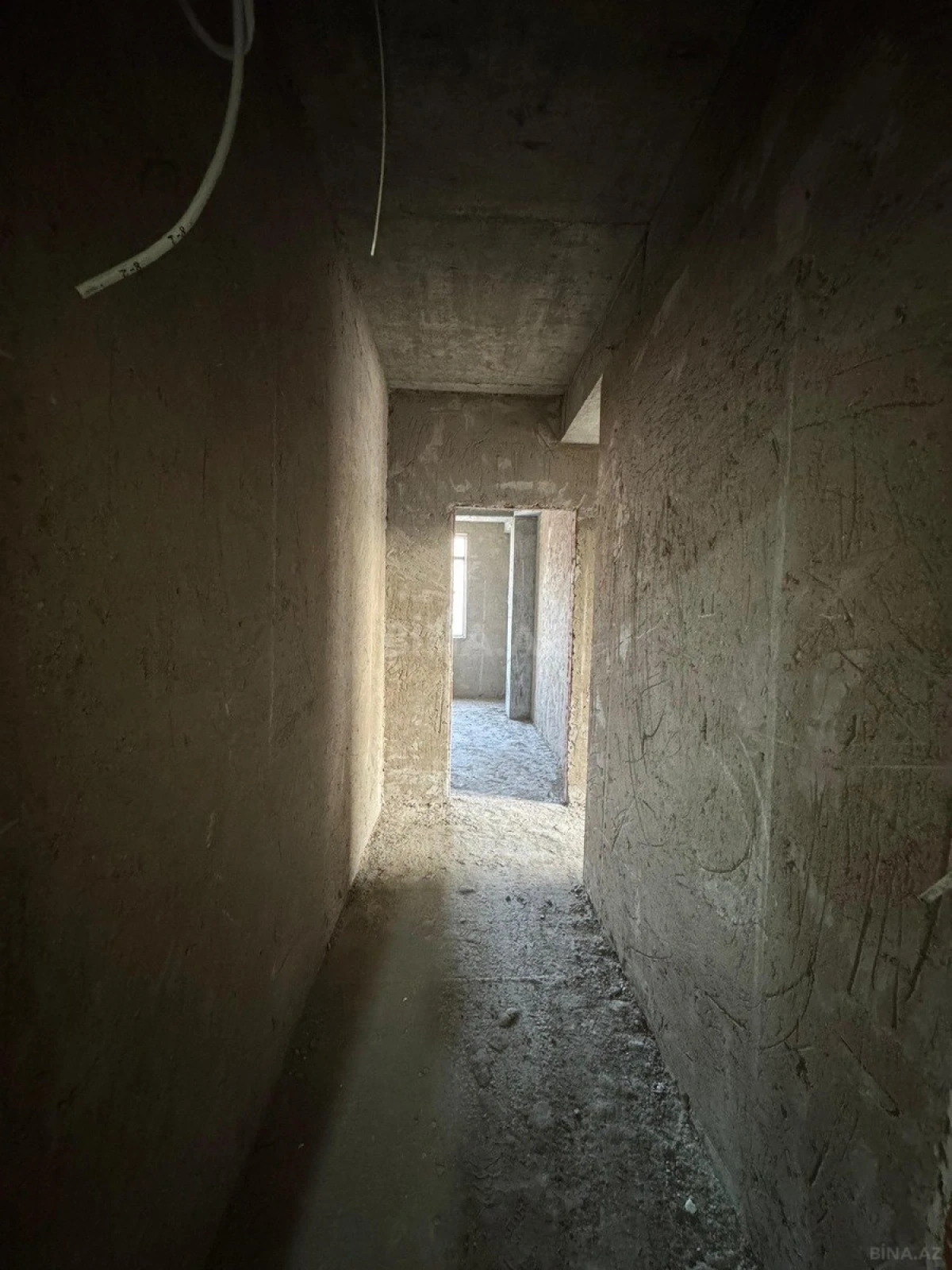 Satılır 3 otaqlı mənzil 73 m²