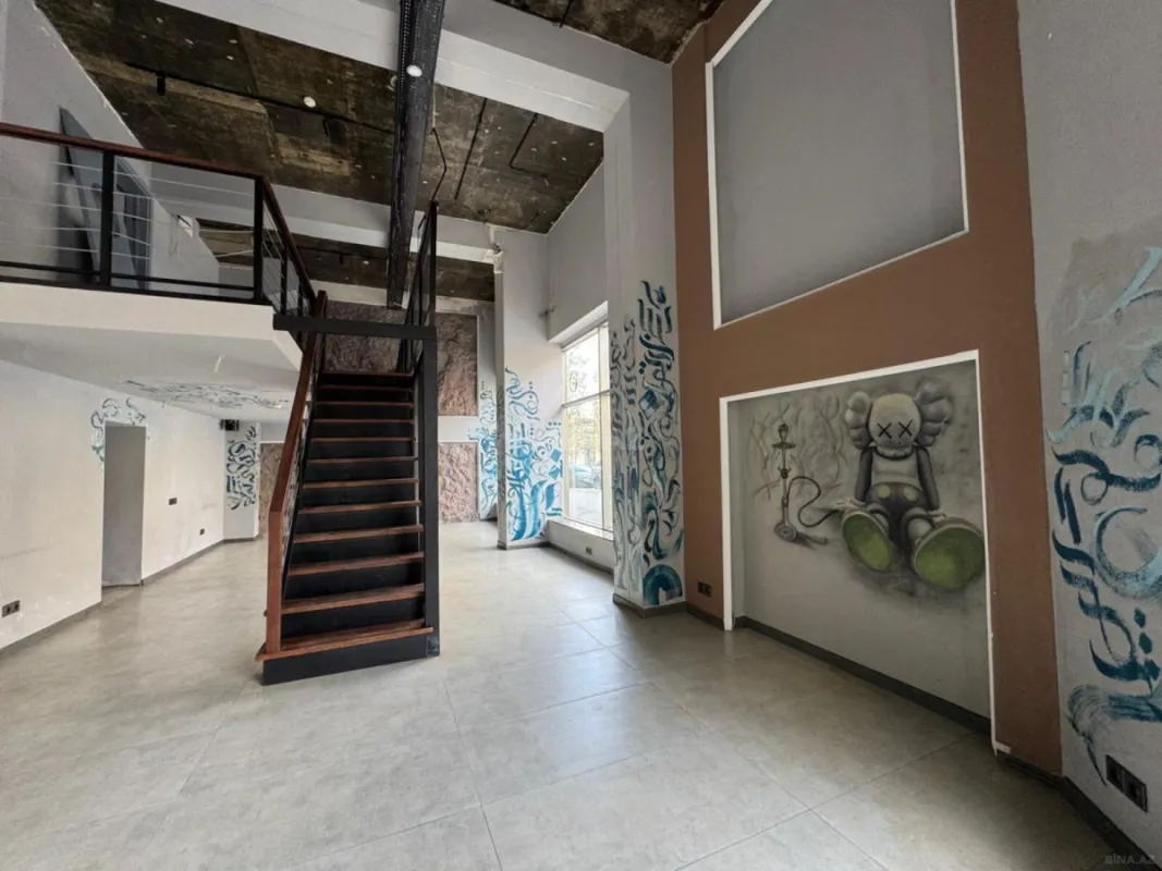 Kirayə verilir obyekt 300 m²