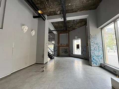 Kirayə verilir obyekt 300 m²