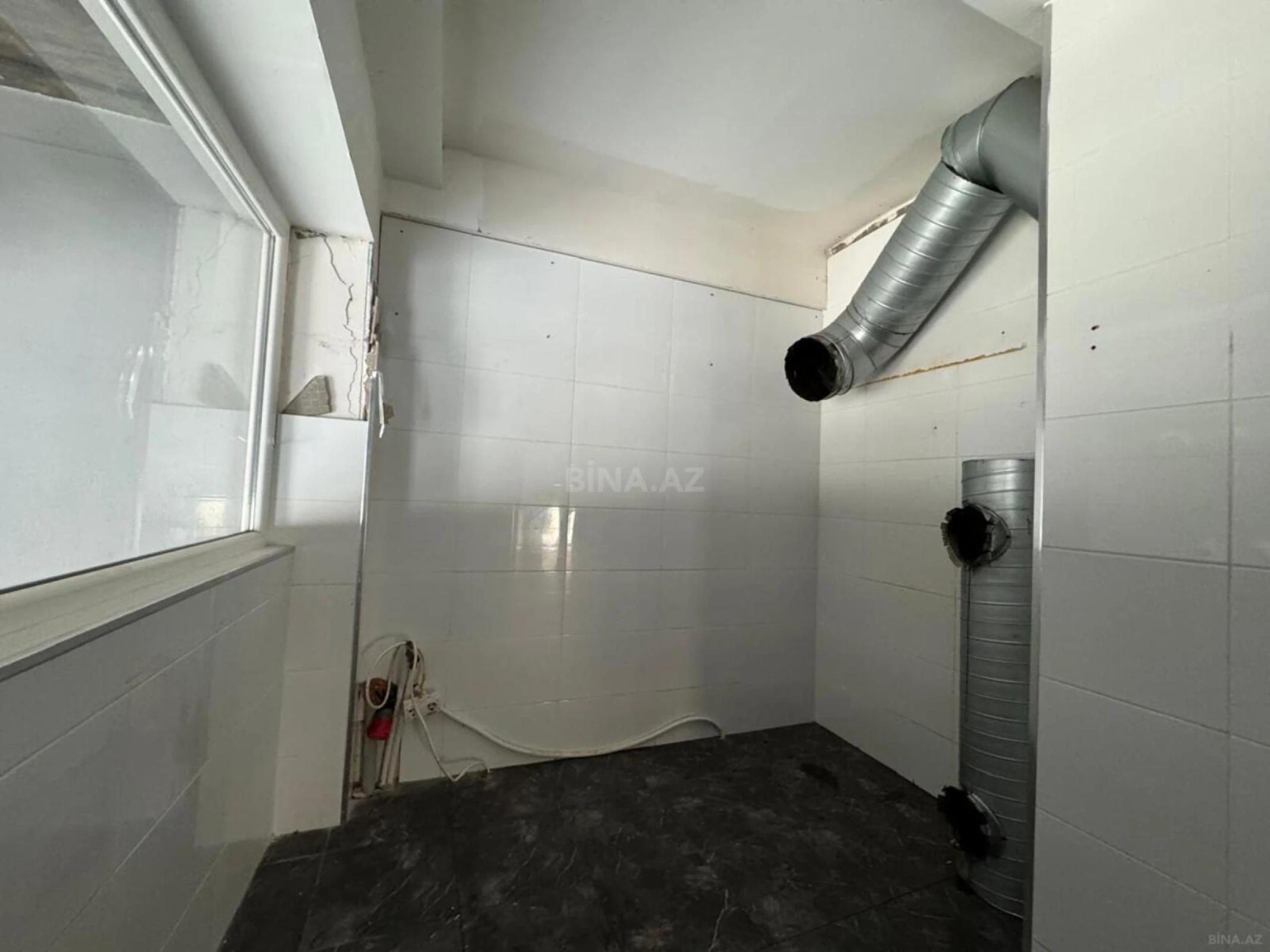 Kirayə verilir obyekt 300 m²