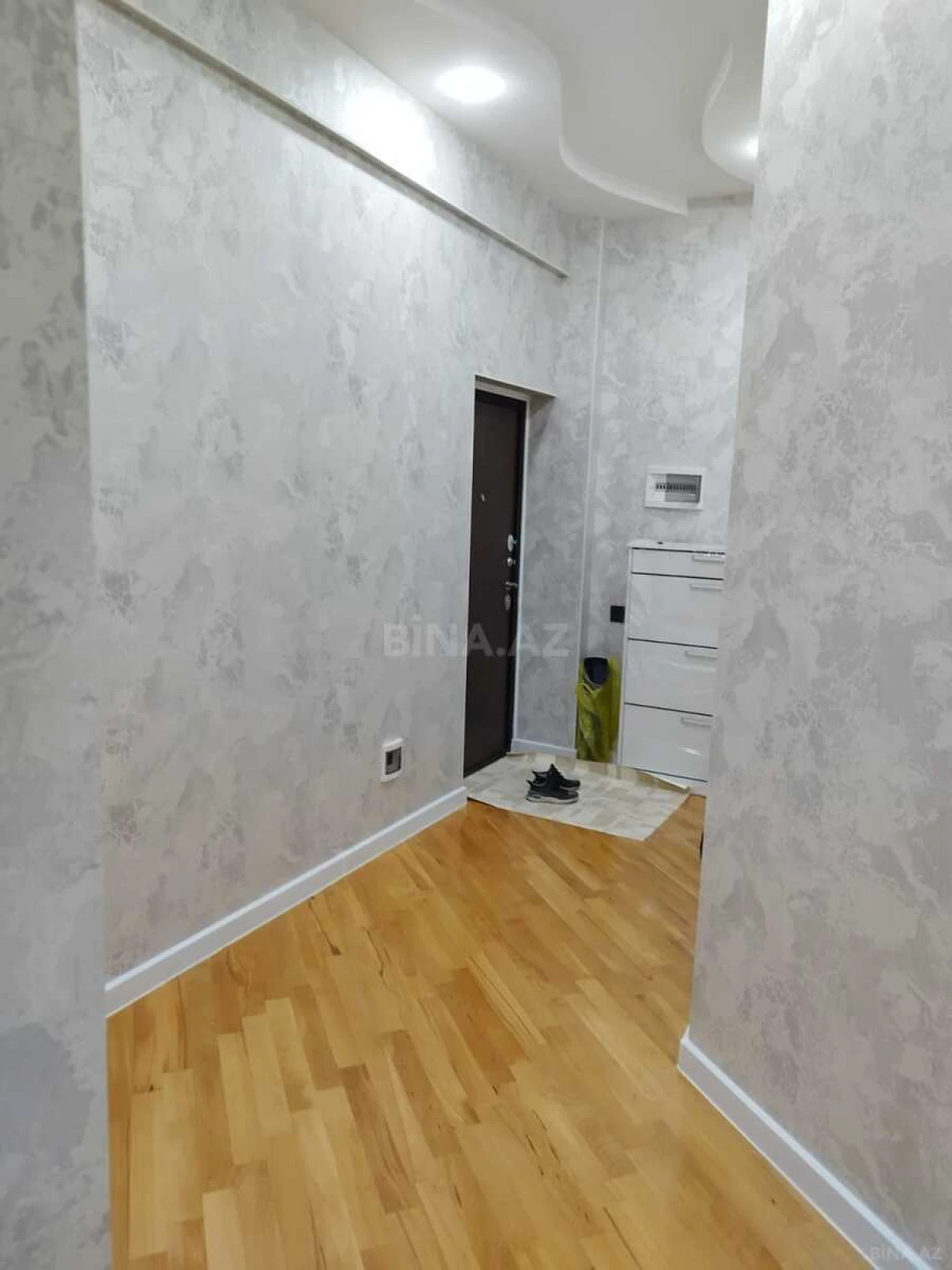 Kirayə verilir 3 otaqlı mənzil 120 m²
