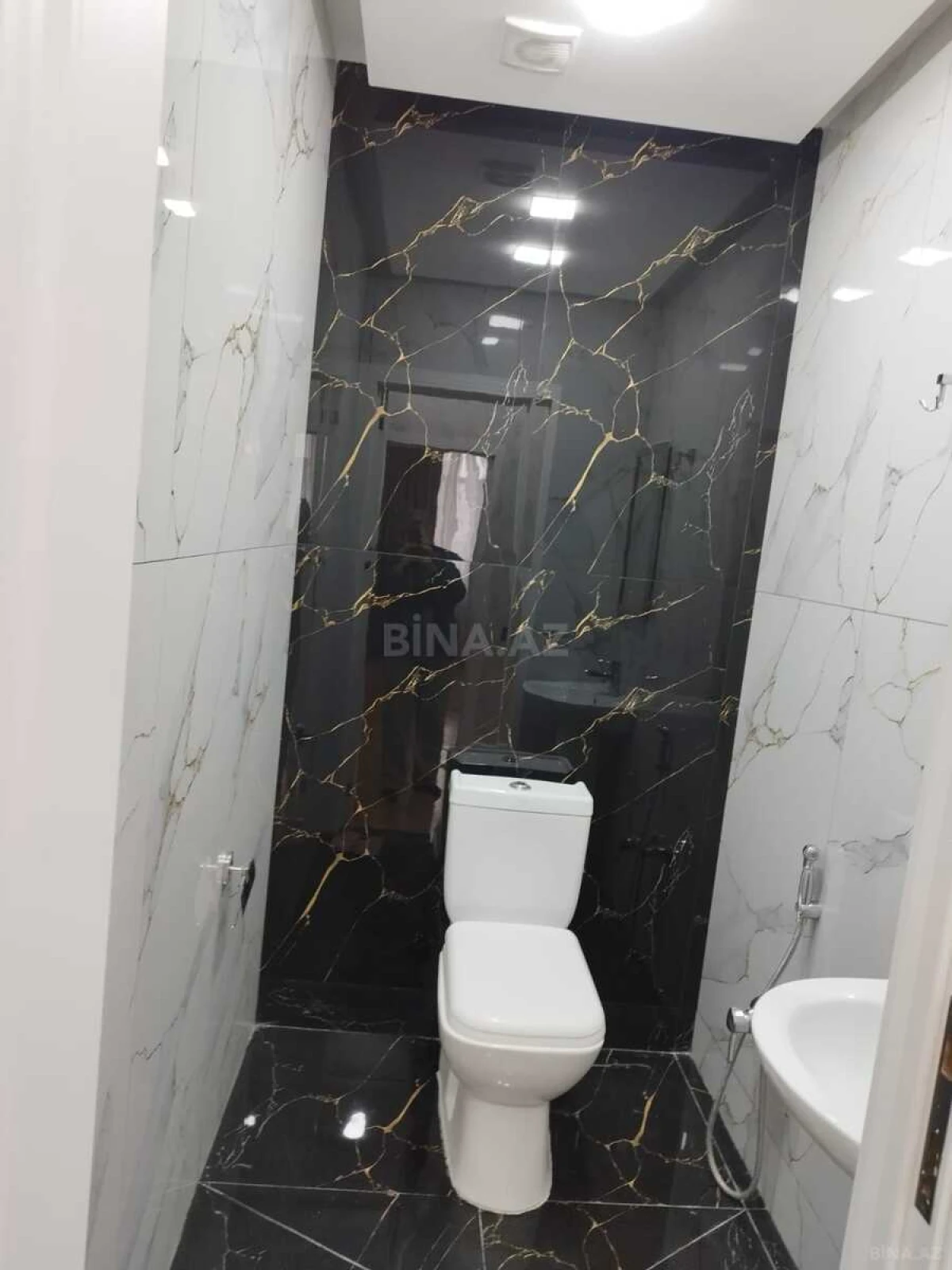 Kirayə verilir 3 otaqlı mənzil 120 m²
