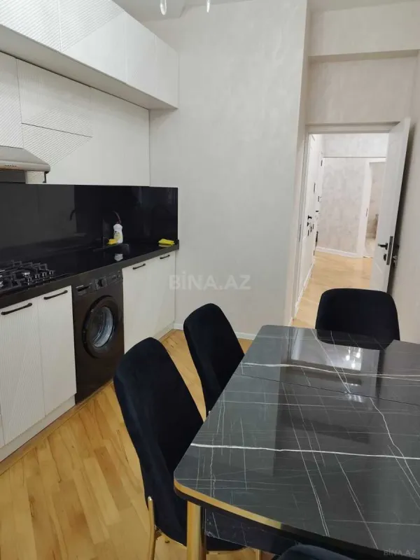 Kirayə verilir 3 otaqlı mənzil 120 m²