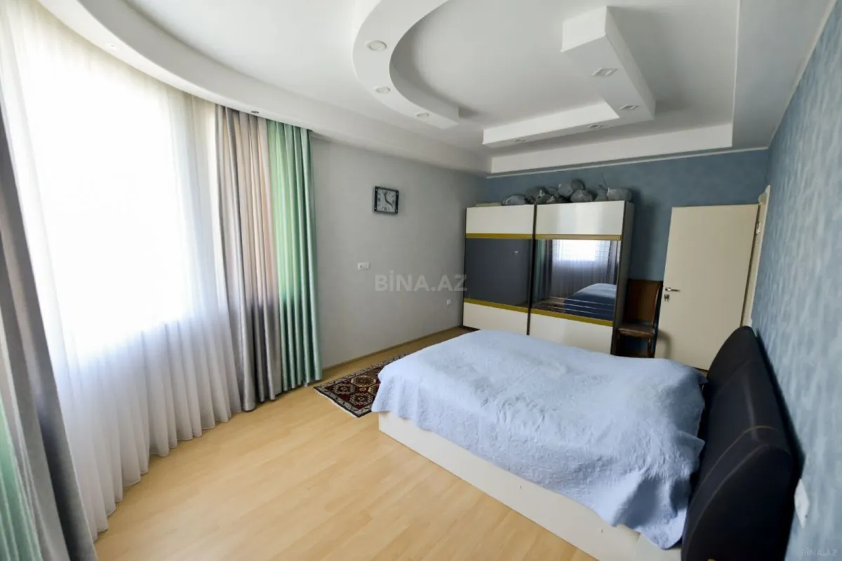 Satılır 3 otaqlı mənzil 92 m²