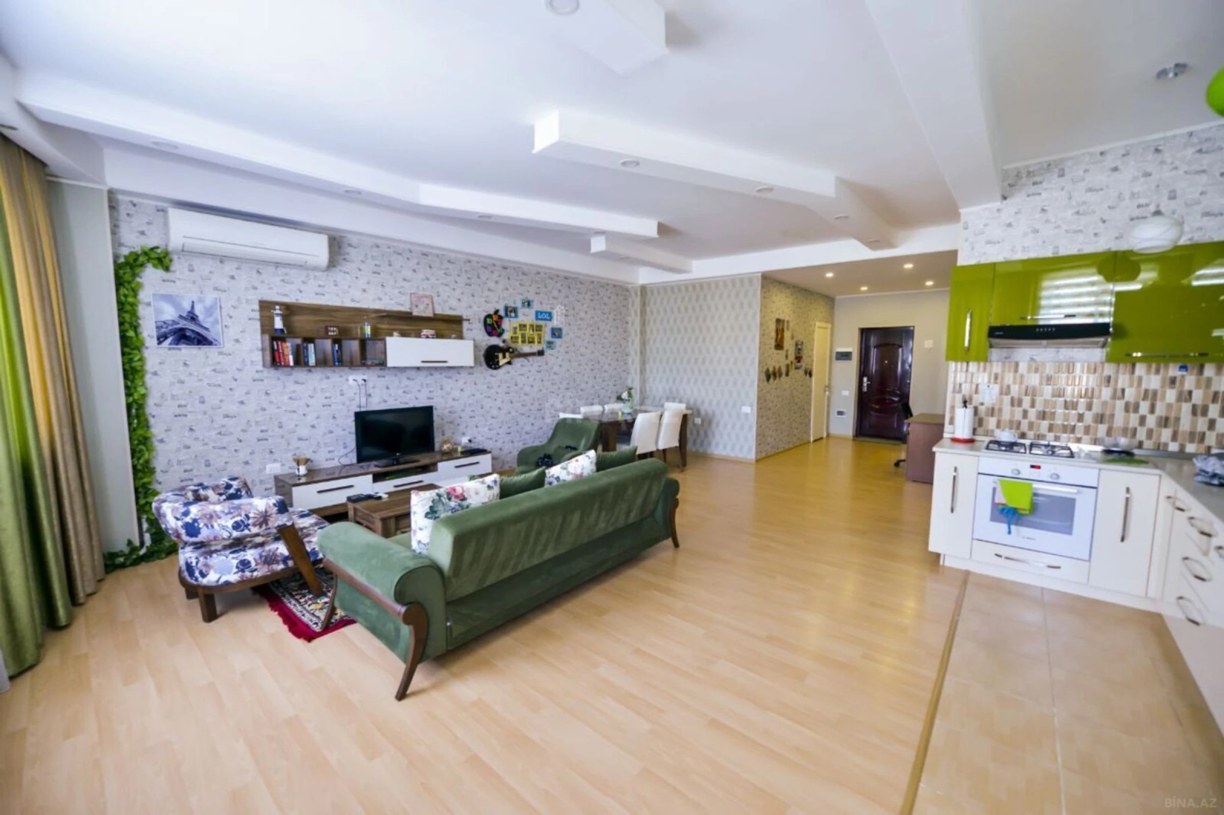 Satılır 3 otaqlı mənzil 92 m²