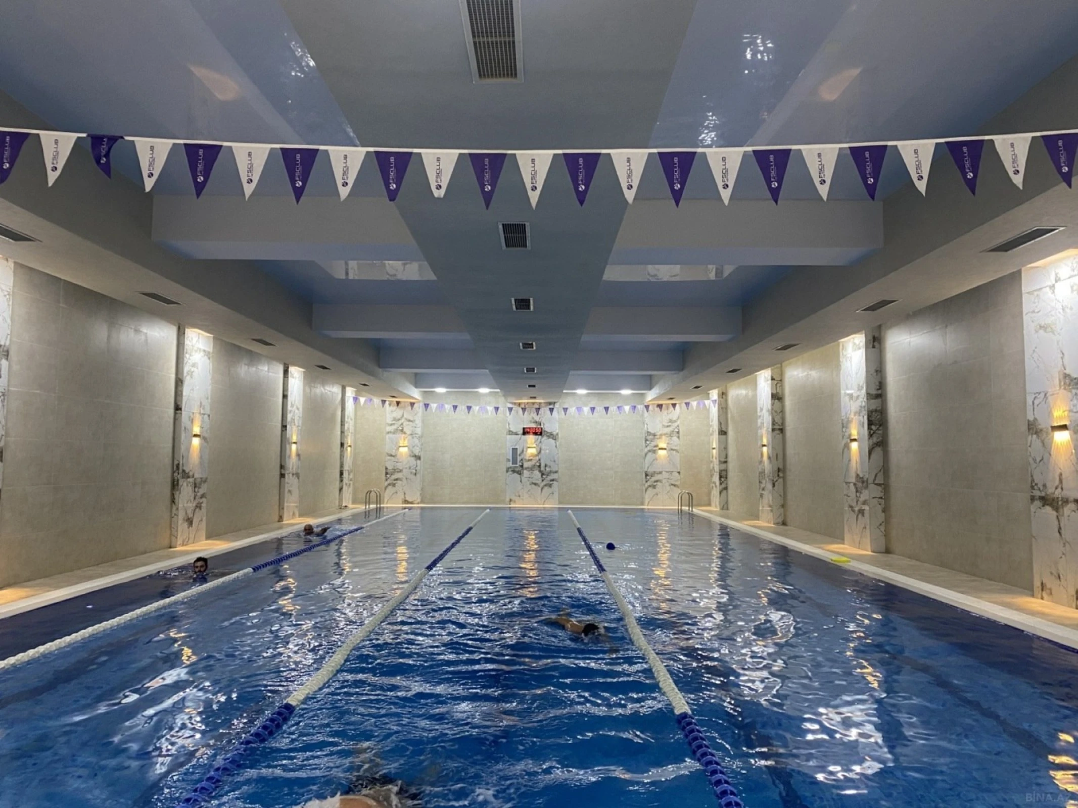 Satılır 5 otaqlı mənzil 233 m²